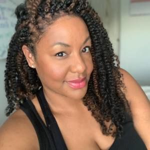 Meet your Posher, Traci